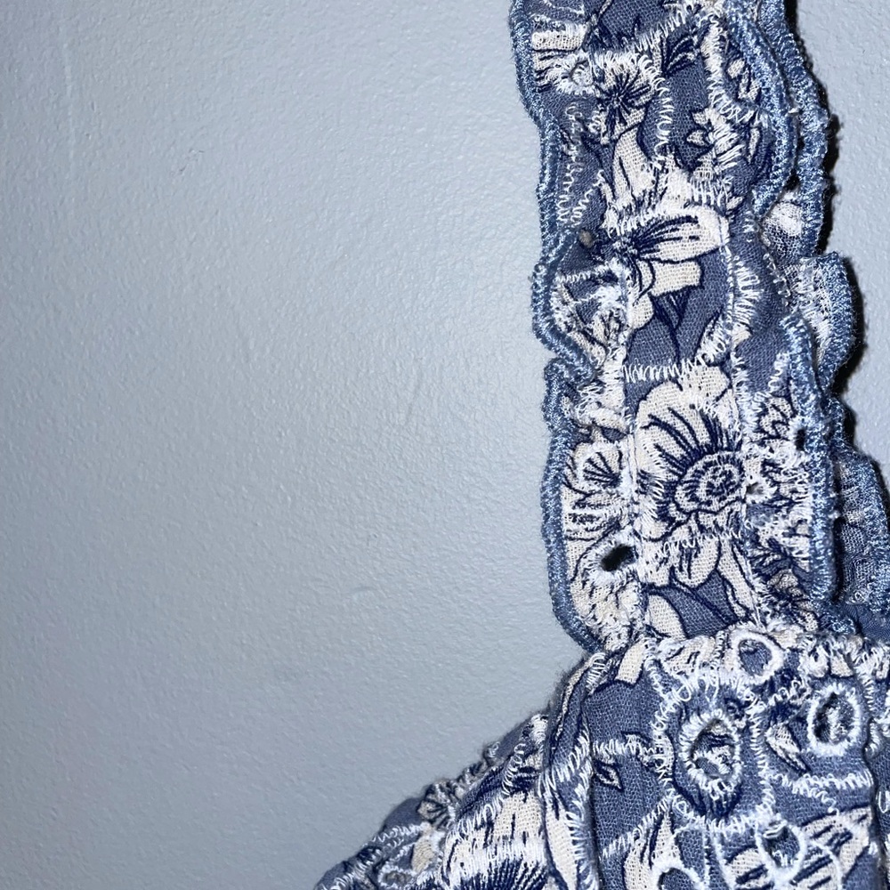 NWOT Floral Ruffle Tank Top - Picture 4 of 6